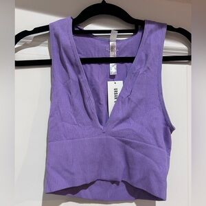 Urban Outfitters Women’s purple Out from Under Seamless Plunge Top size medium